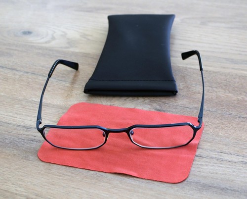 Lunettes vue correction de - de,