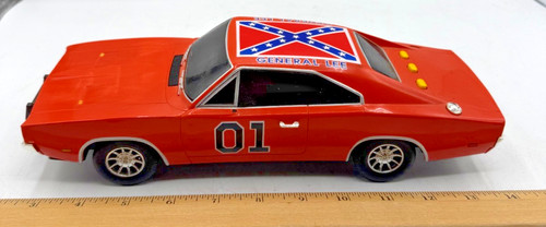 Dukes hazzard general lee - dukes,