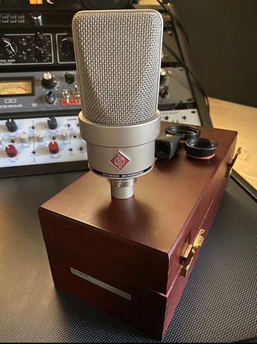 Neumann tlm 103 - 103, large