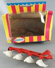 Elastolin Ougen Hausser -