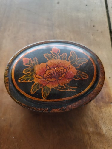 Boite laquée décor fleuri - boite,