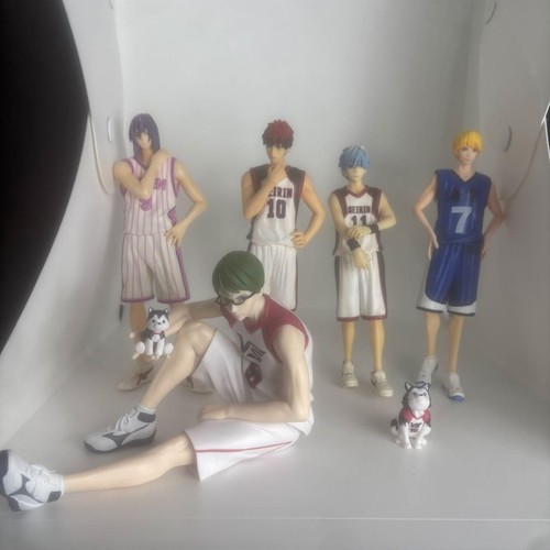 Lot figurines kuroko no - lot,