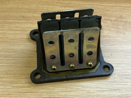 Une boite clapets clapet - a,
