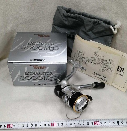 Shimano spinning reel 3000mgs - reel,