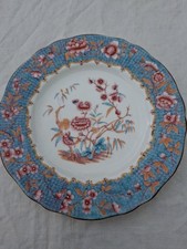 Assiette en porcelaine anglaise, Minton, XIXe siècle 