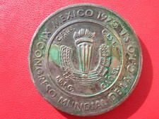 MEXIQUE MEDAILLE MEXICO 1975 MUNDIAL  ARGENT ? (sonne comme argent) RARE (A3921)