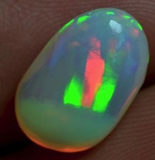 Natural Welo ethiopian opal 4 ct  Bright colours.  Harlequin Fire 