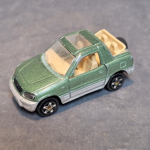 Petite voiture miniature