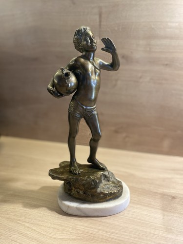 Statue ancienne napolitaine