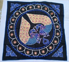 Tenture murale Noire brodée