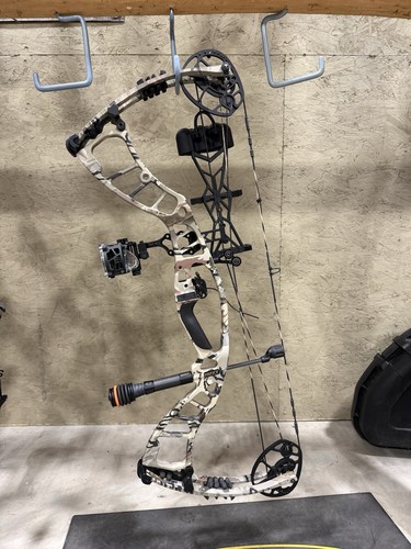 Hoyt nitrux compound bow - compound,