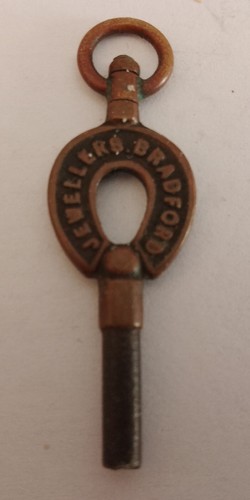 Clef clé montre - clé,