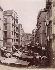 Italie, Naples, Basso Porto