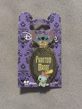 Disneyland Paris Pin Trading