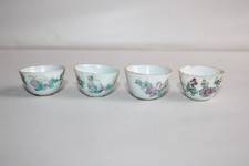 4 mini bols en porcelaine