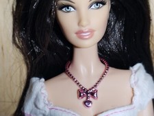 Barbie accessoire COLLIER ROSE