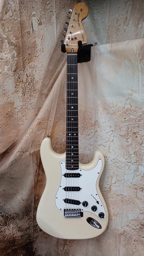 Guitare électrique modèle
