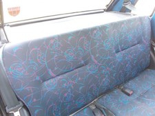 Attache ceinture avant droit