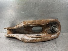 triangle superieur avant droit