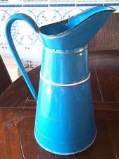 Ancien broc tôle émaillé