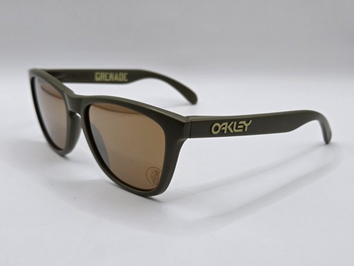 Oakley frogskins grenade matte - grenade,