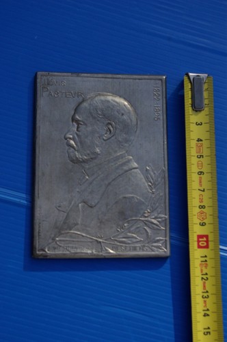 Plaque médaille étain - en,