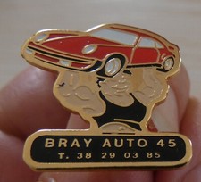 BEAU PIN'S VOITURE PORSCHE 911