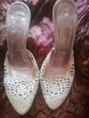 Escarpins cuir taille - 👠,