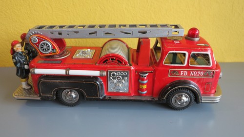 Camion pompiers tole - pompiers, en