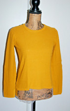 Pull coloris jaune moutarde