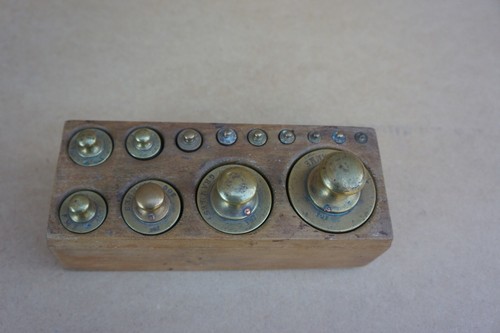 Ancienne boite complète de - boite,