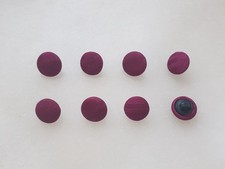 LOT DE HUIT BOUTONS CHANEL 14