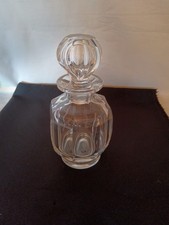 Superbe flacon cristal Baccarat modèle Malmaison ? 19,5 cm - EXCELLENT ETAT