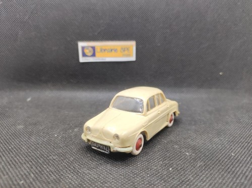 Renault dauphine - ▄▀▄,