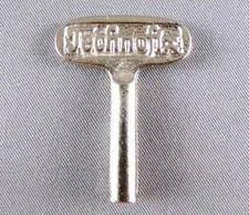 Technofix Clef Remontoir pour Véhicules et Jouets Mécaniques en Tole