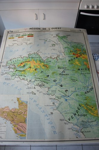 Ancienne carte scolaire murale - ancienne,