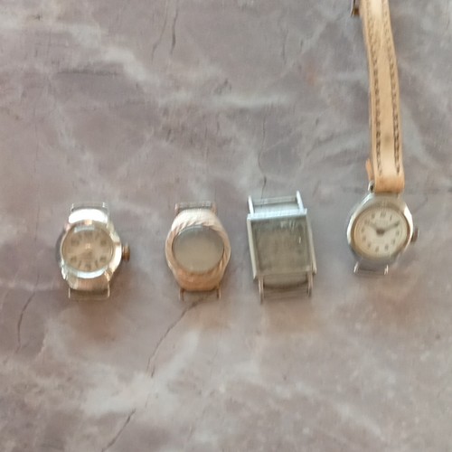 Lot montres de 2 - montres, et