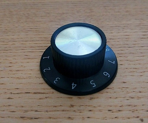 Gros bouton noir - gros,