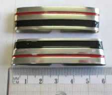 Galons d'épaules en métal