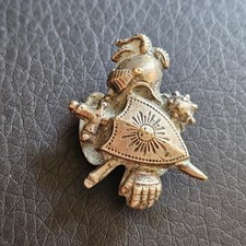 Bouton de manchette dans le style médiéval armes & armures bouclier argenté