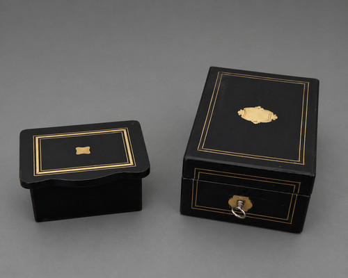 Deux coffrets bois - coffrets, en