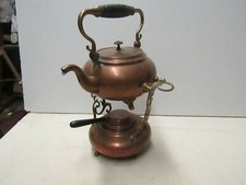 ancien samovar en cuivre rouge