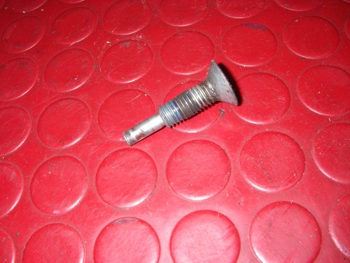 Boulon vis pour - boulon,