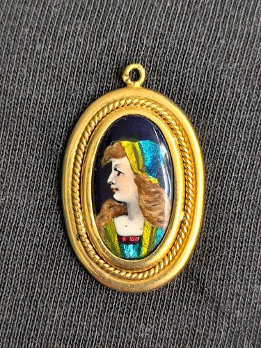 Pendentif jaune email de - or,