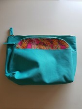 trousse de toilette Yves Rocher