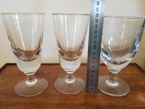 Anciens gros verres - 3,
