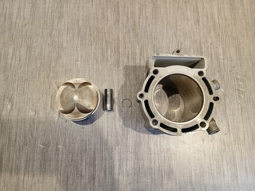 Cylindre piston 400 - 400, exc