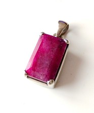 Pendentif en Rubis et Argent