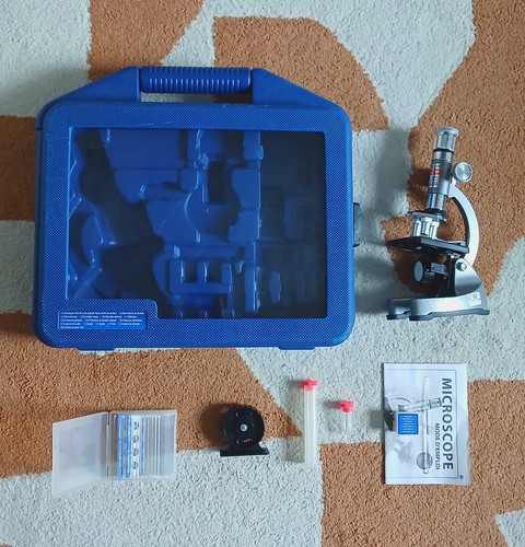 Microscope optique de - microscope, •