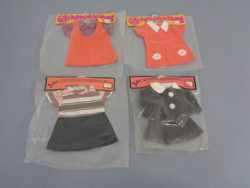 Vêtements poupée des - de,